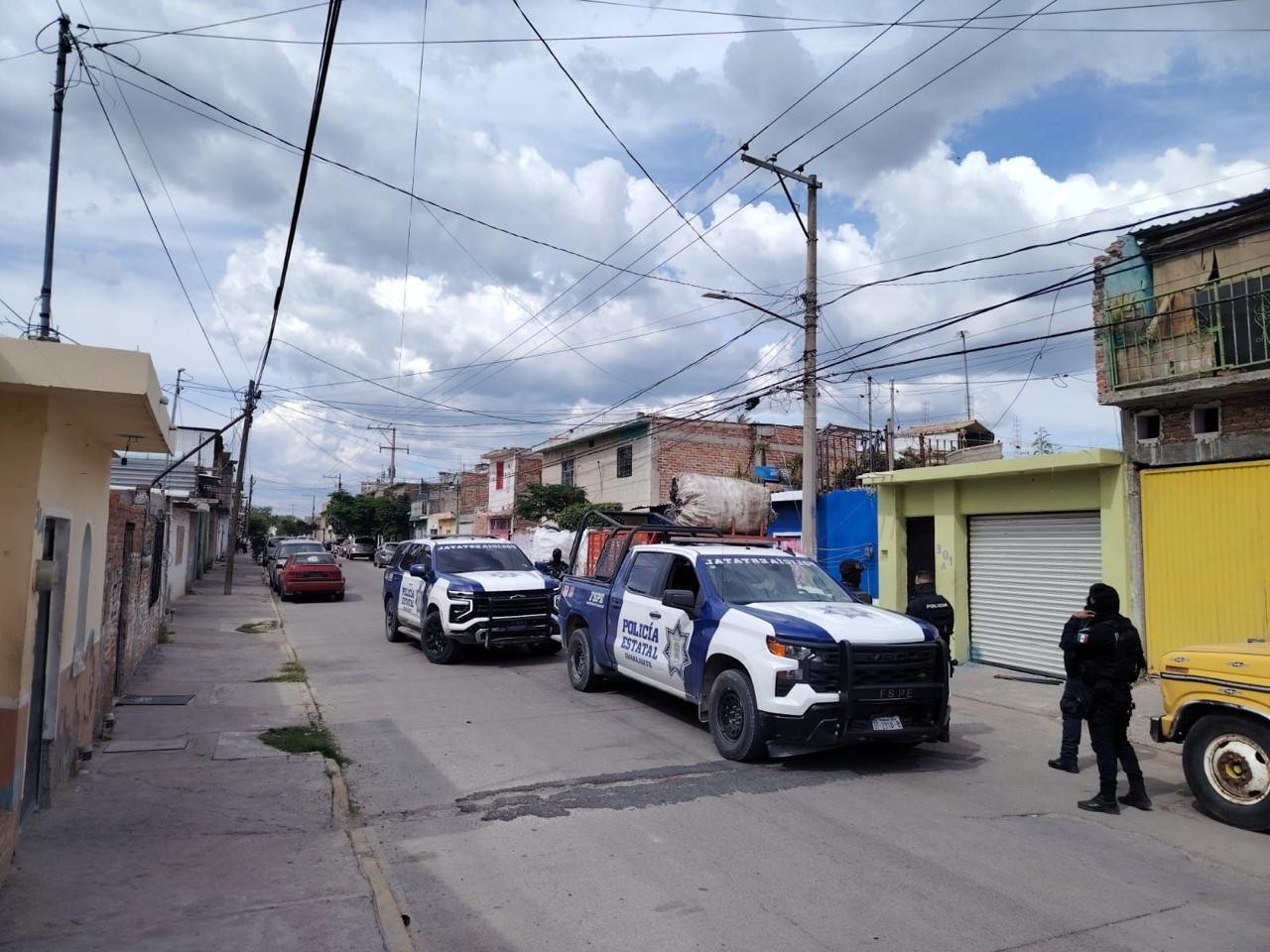 Denuncian a presuntosFSPE por intentar entrar por la fuerza a una vivienda en Celaya