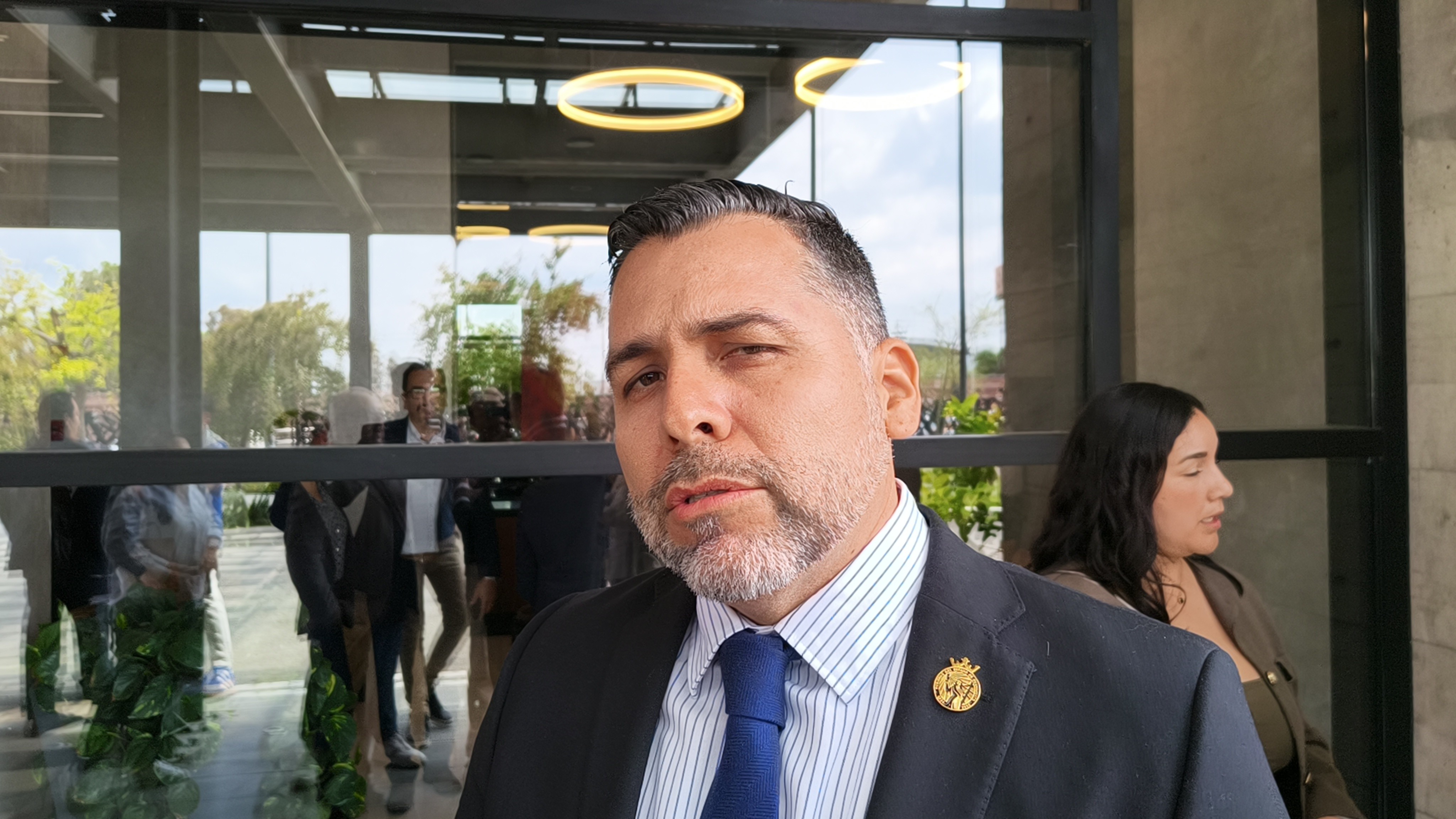 Desmiente Secretaría intervención en obra de iluminación de Celaya