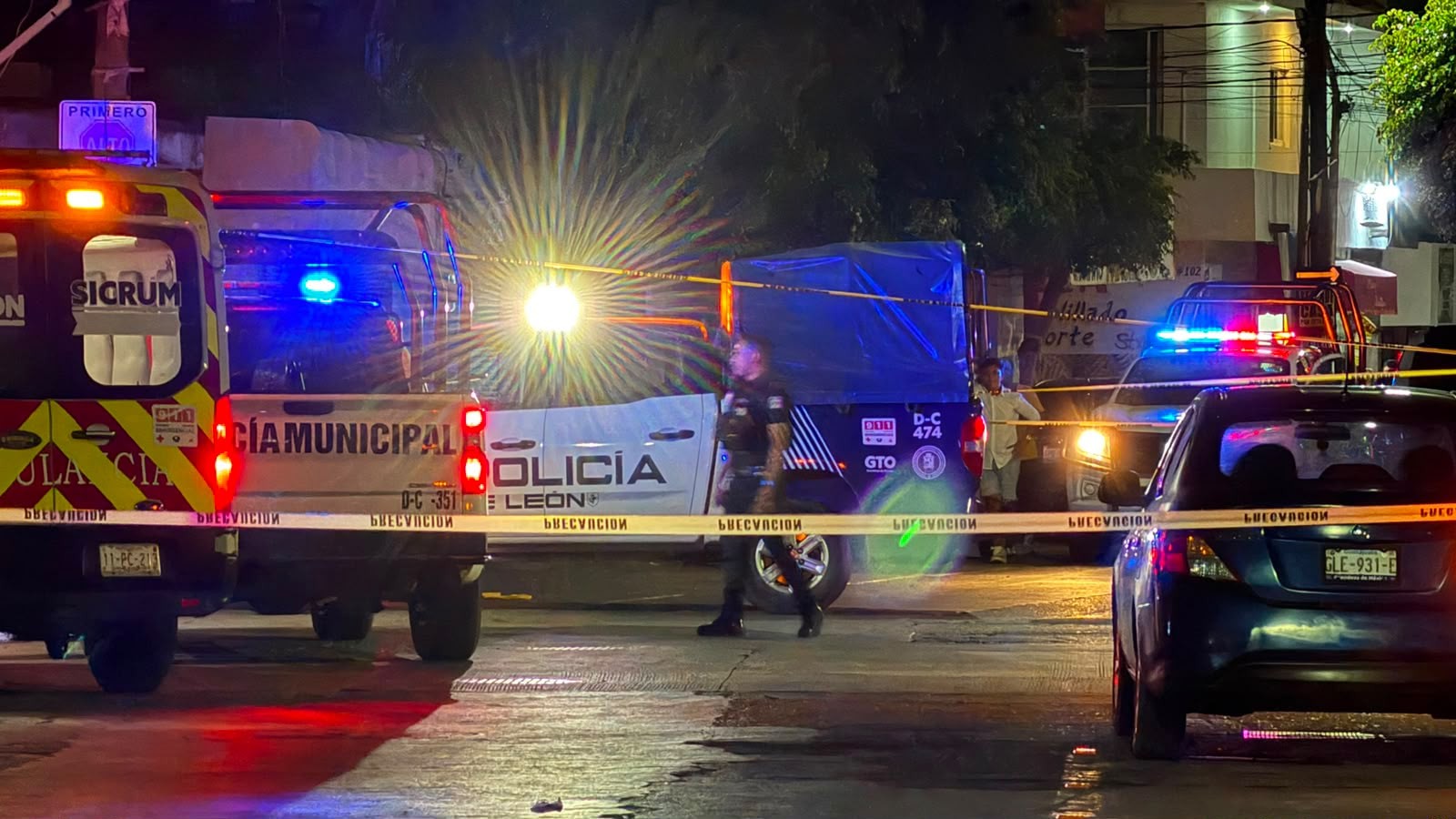 Matan a hombre dentro de un automóvil en la colonia El Coecillo
