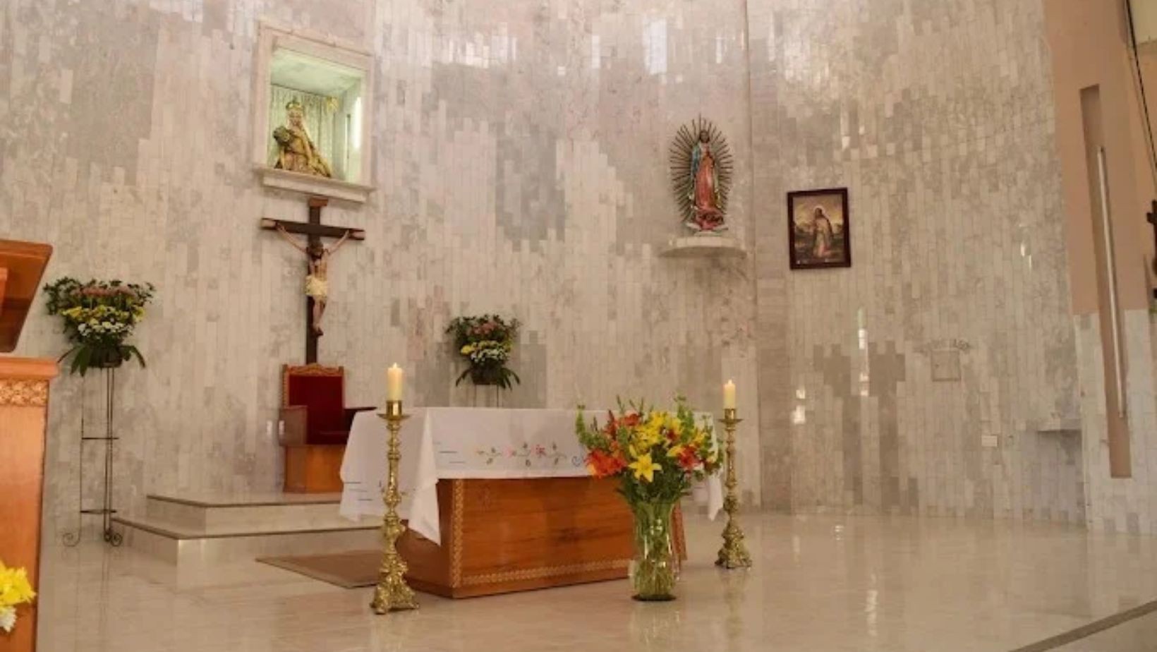 Demolerán parroquia en León por daños de falla geológica