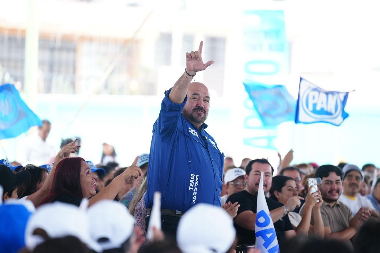Jorge Espadas informa resultados ante casi 6 mil leoneses