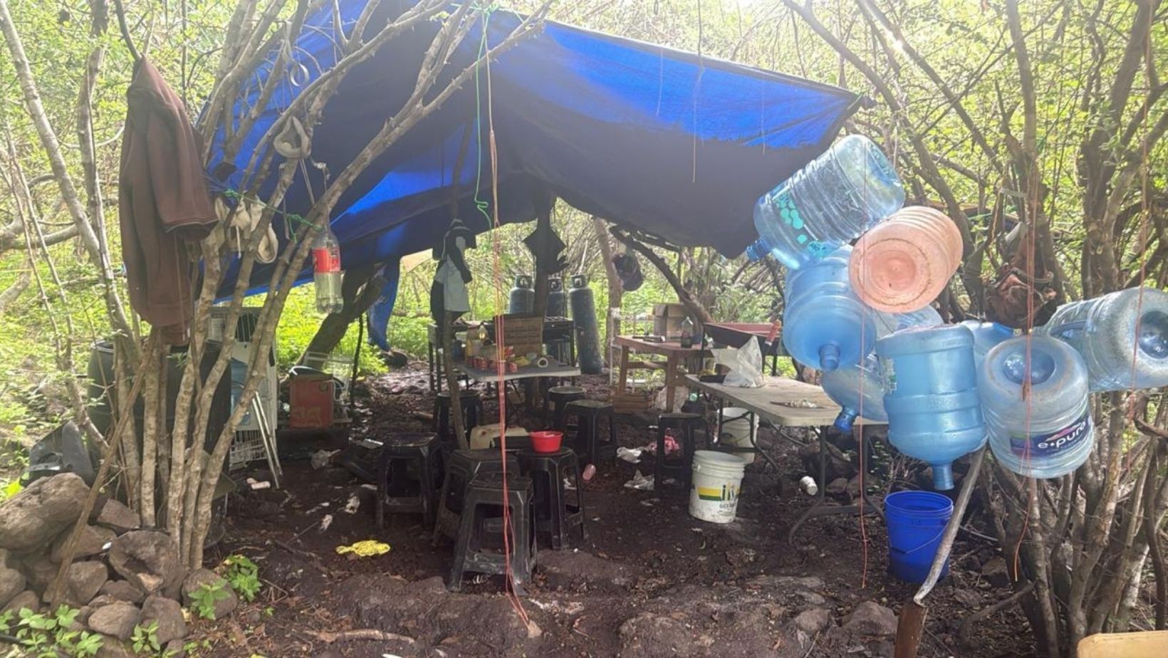 Desmantelan narcolaboratorio en zona serrana de Acámbaro