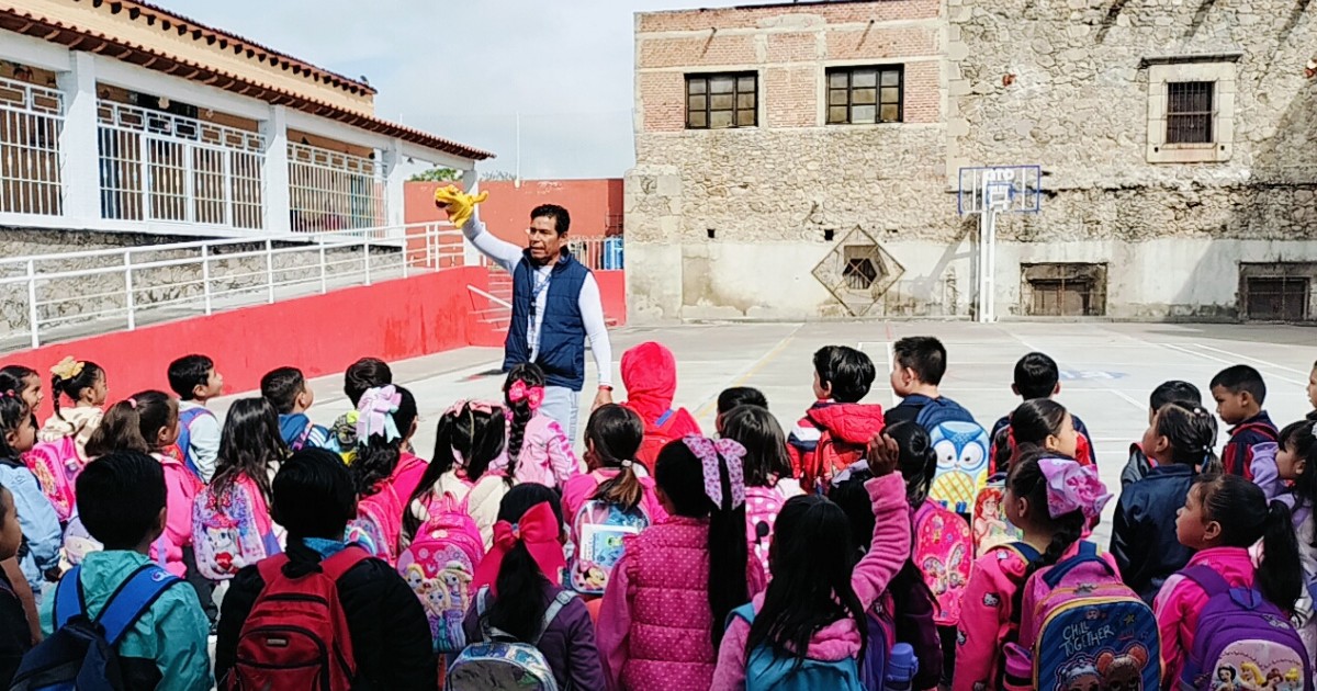 SNTE rechaza reducir a 25 alumnos por salón: “No refleja la realidad de Guanajuato“