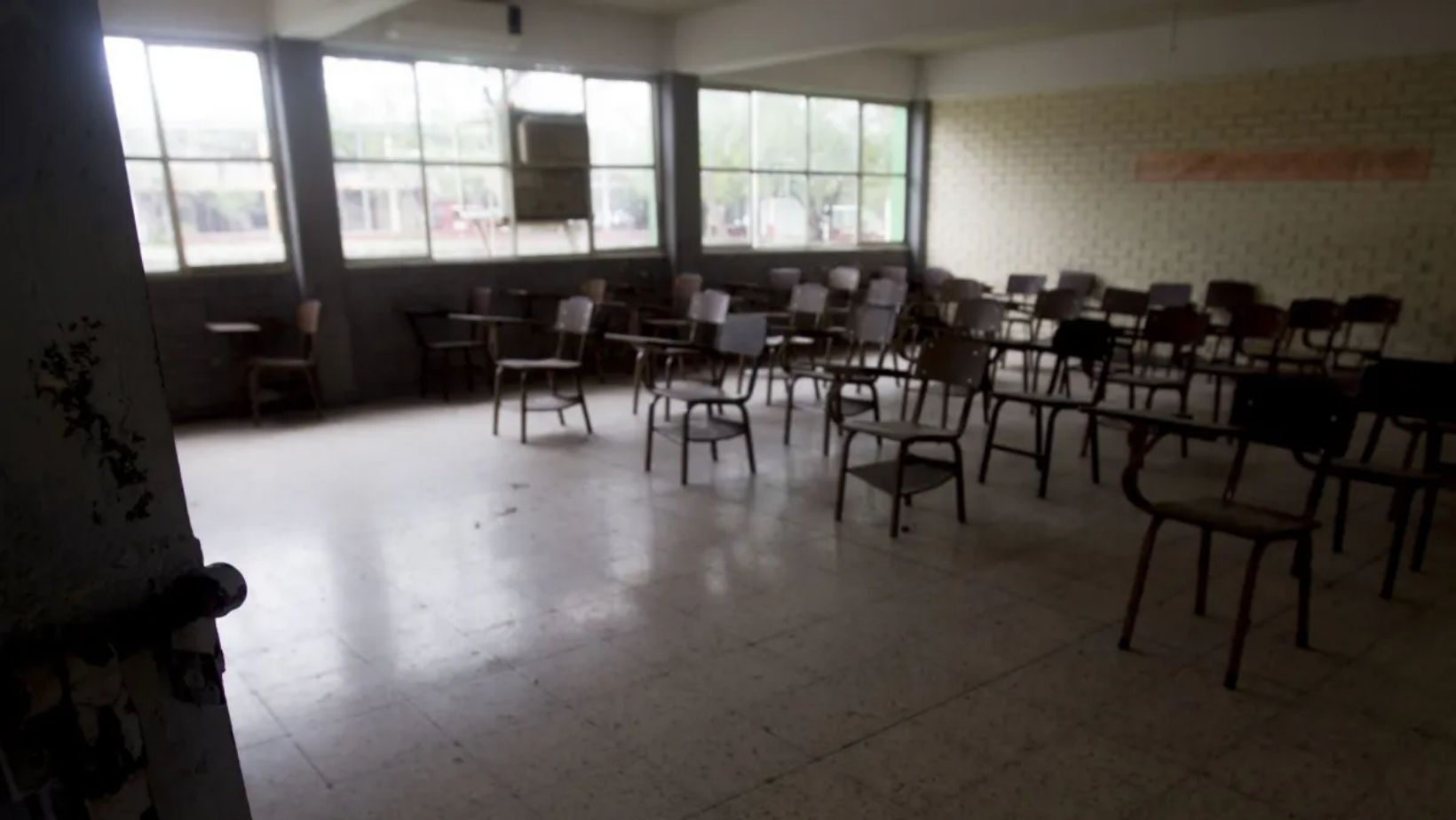 SEG niega refrendo a 14 colegios privados por seguridad SEG niega refrendo a 14 colegios privados por seguridad
