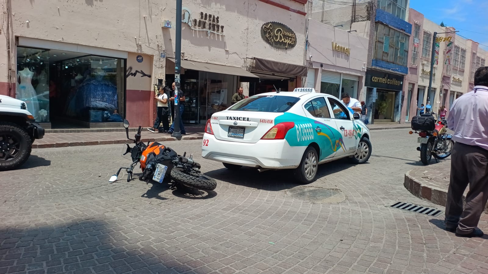 Detectan “montachoques” en Celaya; Tránsito identifica varios casos
