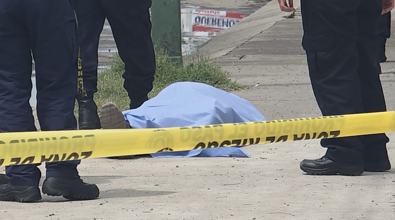 Muere hombre tras sufrir presunto infarto en plena avenida Lázaro Cárdenas