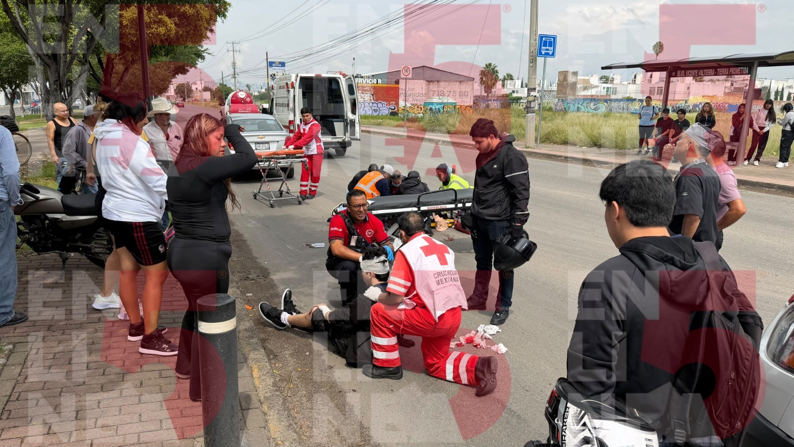 Adulto mayor queda en estado crítico tras accidente entre moto y bicicleta en el Valtierra
