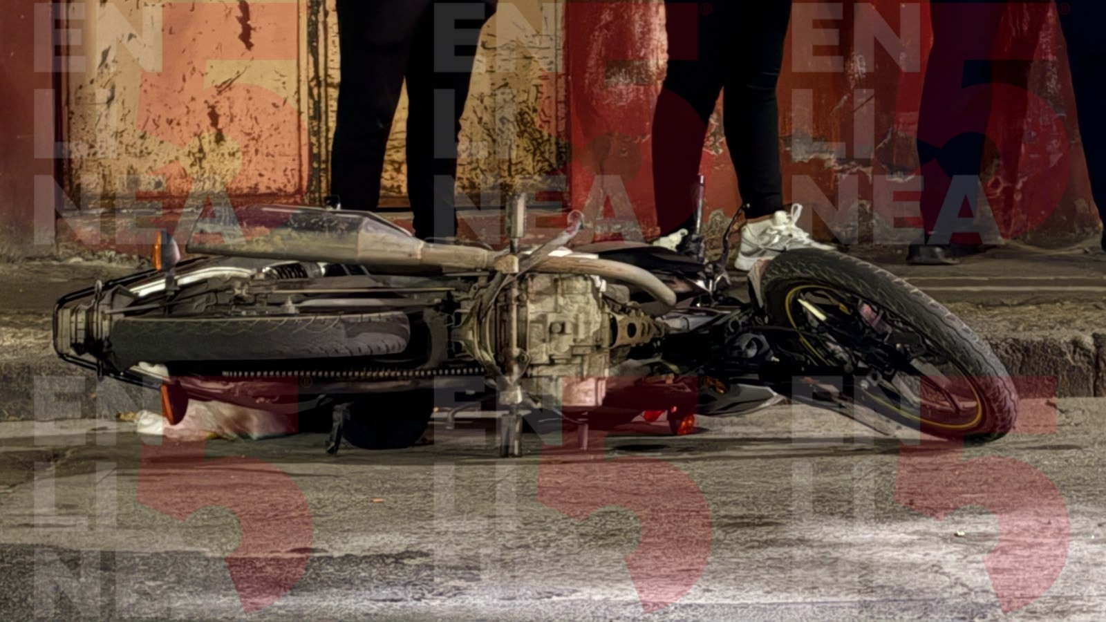 Discusión termina a balazos afuera de una funeraria en San Juan de Dios; hay dos heridos Discusión termina a balazos afuera de una funeraria en San Juan de Dios; hay dos heridos