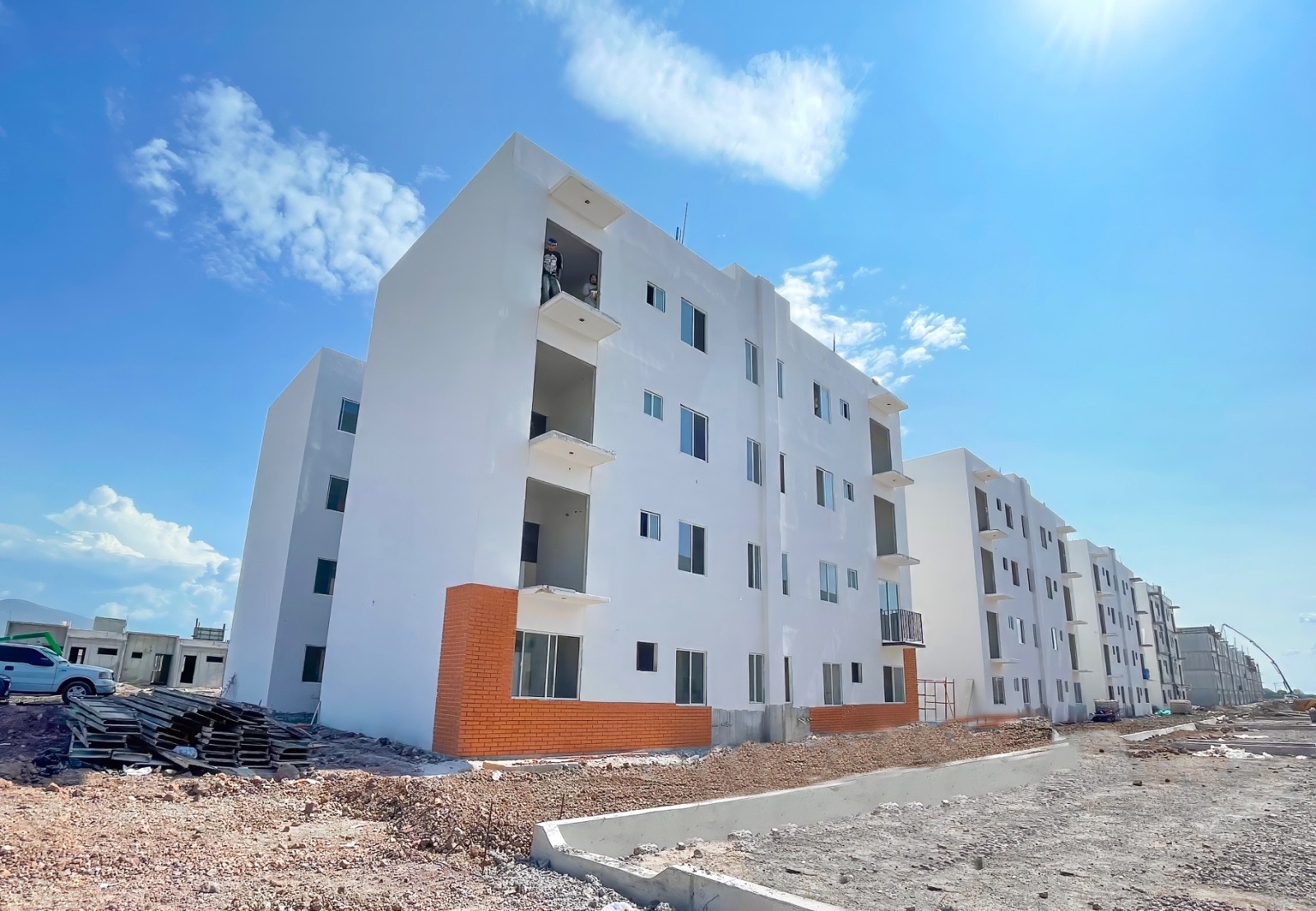 Avanzan Casas del Bienestar en Cortazar; 100 ya están terminadas