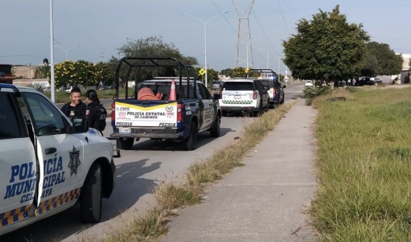 Asaltan a transportista y se llevan camión de carga en Avenida de las Torres