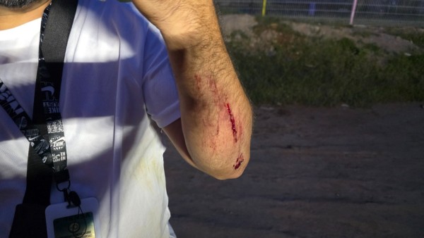 Denuncia periodista agresión de elementos estatales durante operativo en Comonfort
