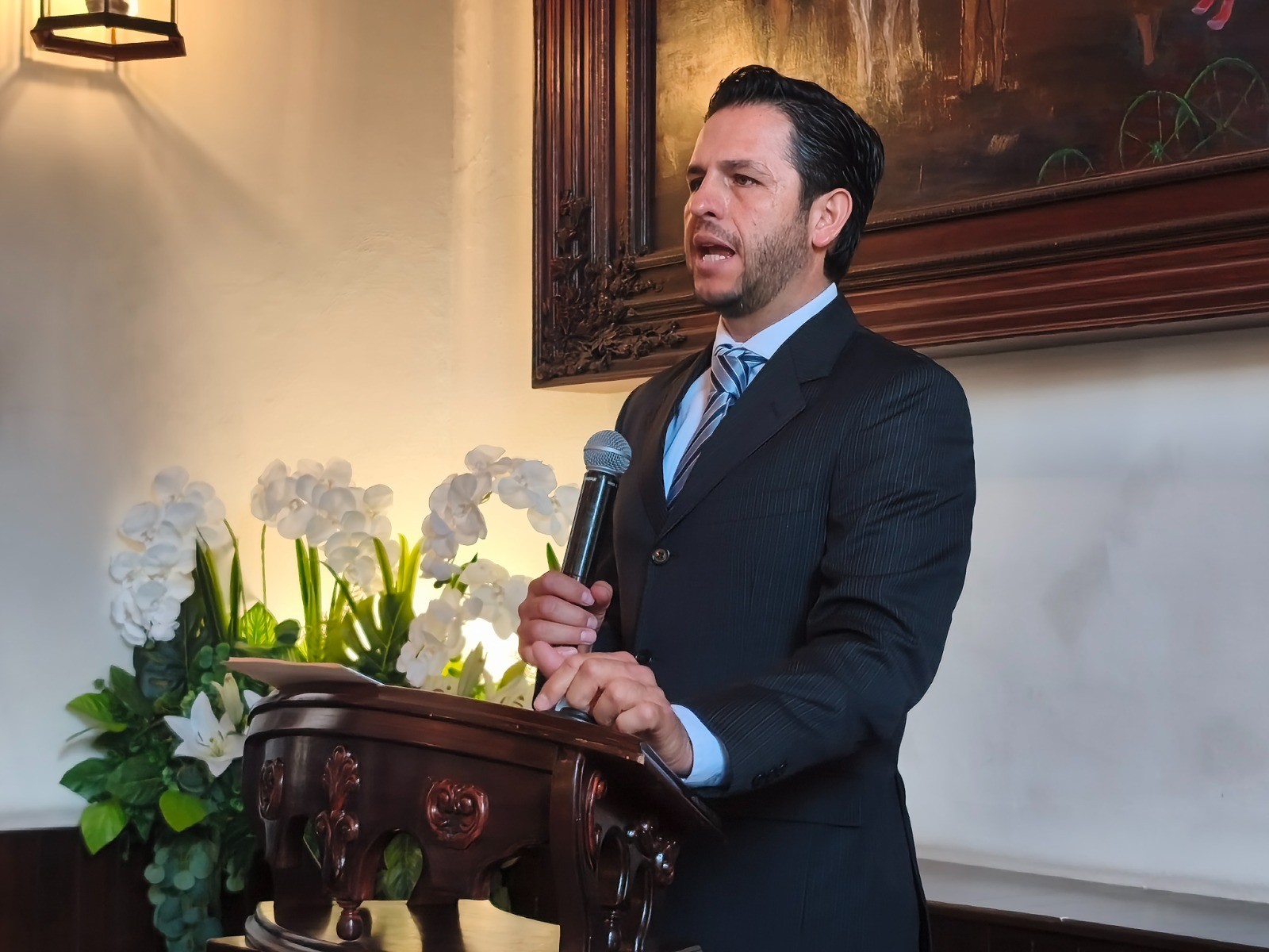 Rinde Chelis Oliveros su segundo informe; destaca obras, becas y atención ciudadana
