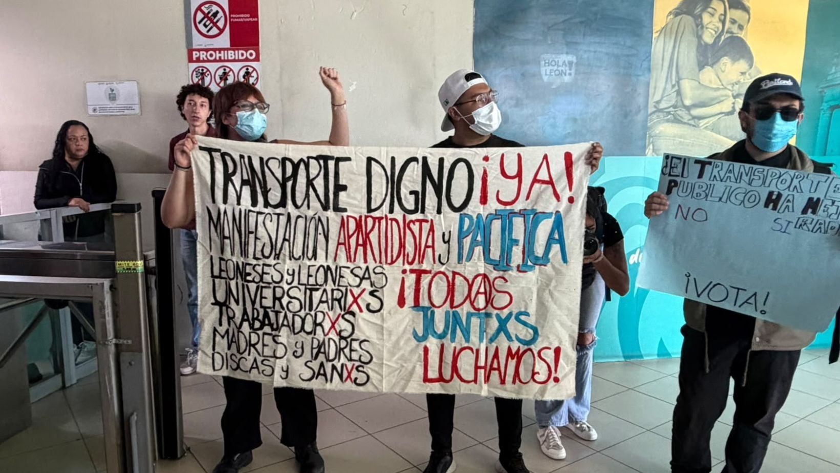 Estudiantes de la UNAM exigen diálogo a autoridades de León