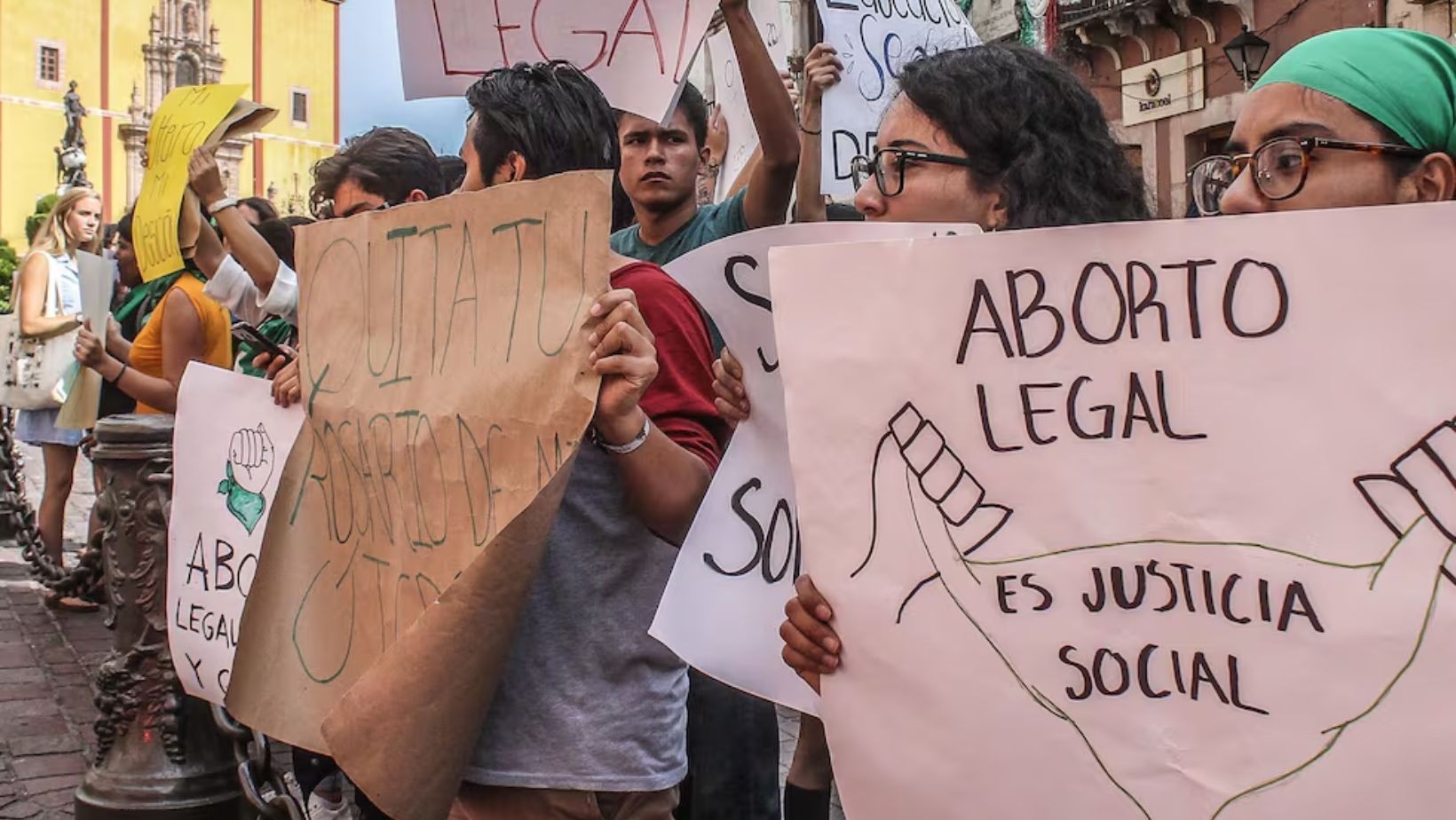 Vence plazo sobre aborto; Morena acusa bloqueo del PAN