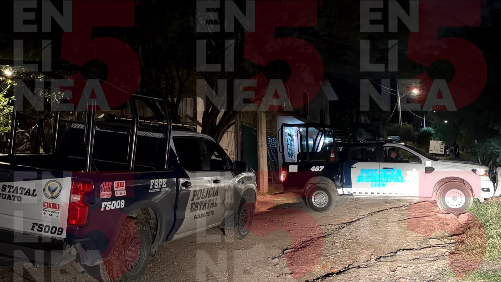 Hombres armados tocaron la puerta y al salir les dispararon en León