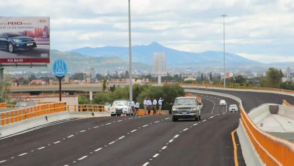 Municipio de León no recibirá el puente Benito Juárez hasta que pase pruebas técnicas
