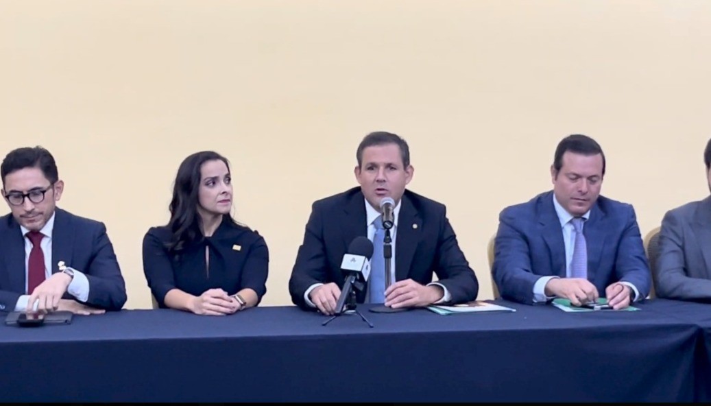 Mauricio Battaglia asume la presidencia del CCEL; llama a construir acuerdos y elevar la calidad del empleo Mauricio Battaglia asume la presidencia del CCEL; llama a construir acuerdos y elevar la calidad del empleo