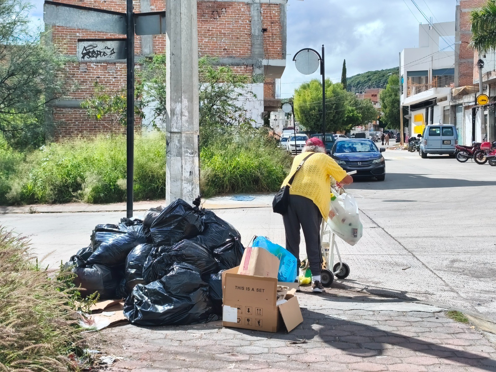 Esperan nuevos camiones de basura para mejorar recolección en Apaseo el Alto