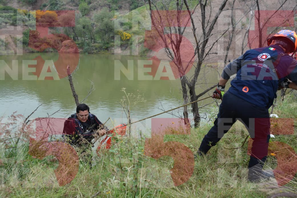 Rescatan a adulto mayor de una presa; se aferró a un tronco para sobrevivir Rescatan a adulto mayor de una presa; se aferró a un tronco para sobrevivir