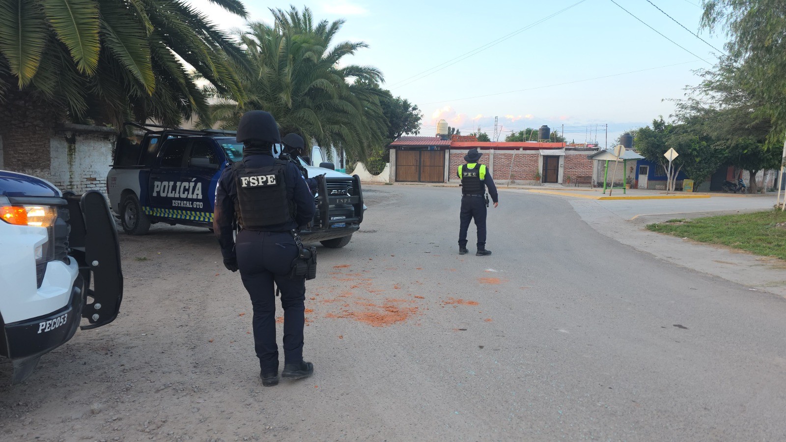 Aseguran a tres hombres con presuntos explosivos y drones en Elguera