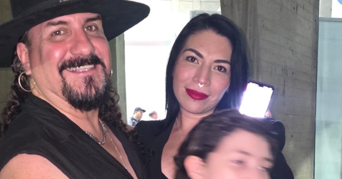 Se hizo fan de Alan Parsons al verlo en León hace 20 años; ahora regresó con su familia