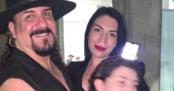 Se hizo fan de Alan Parsons al verlo en León hace 20 años; ahora regresó con su familia