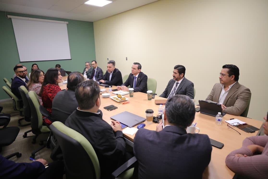Gobierno de Guanajuato y Municipio de León se reúnen para dar seguimiento al puente del bulevar Aeropuerto