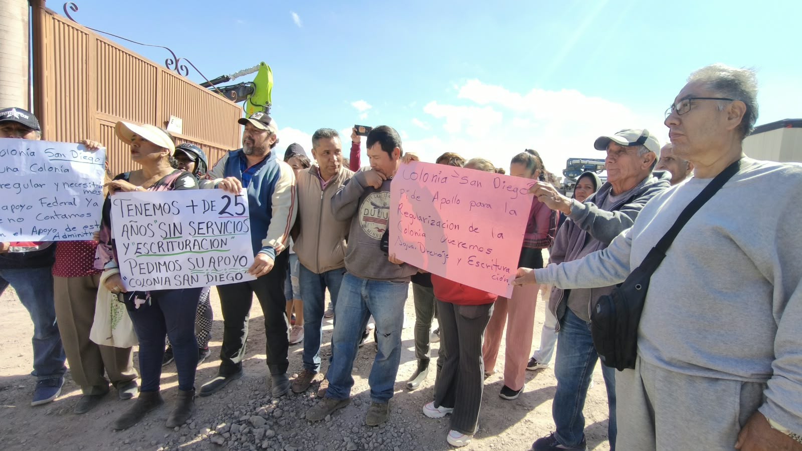 Vecinos de San Diego exigen servicios y regularización de su colonia en Cortazar