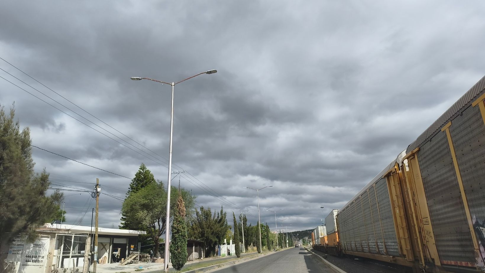 Comonfort regulariza pago del alumbrado público tras deuda de 6 millones