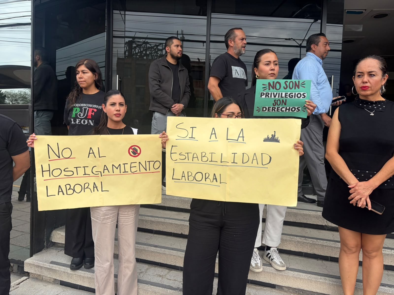 Trabajadores del Poder Judicial en León denuncian acoso laboral Trabajadores del Poder Judicial en León denuncian acoso laboral