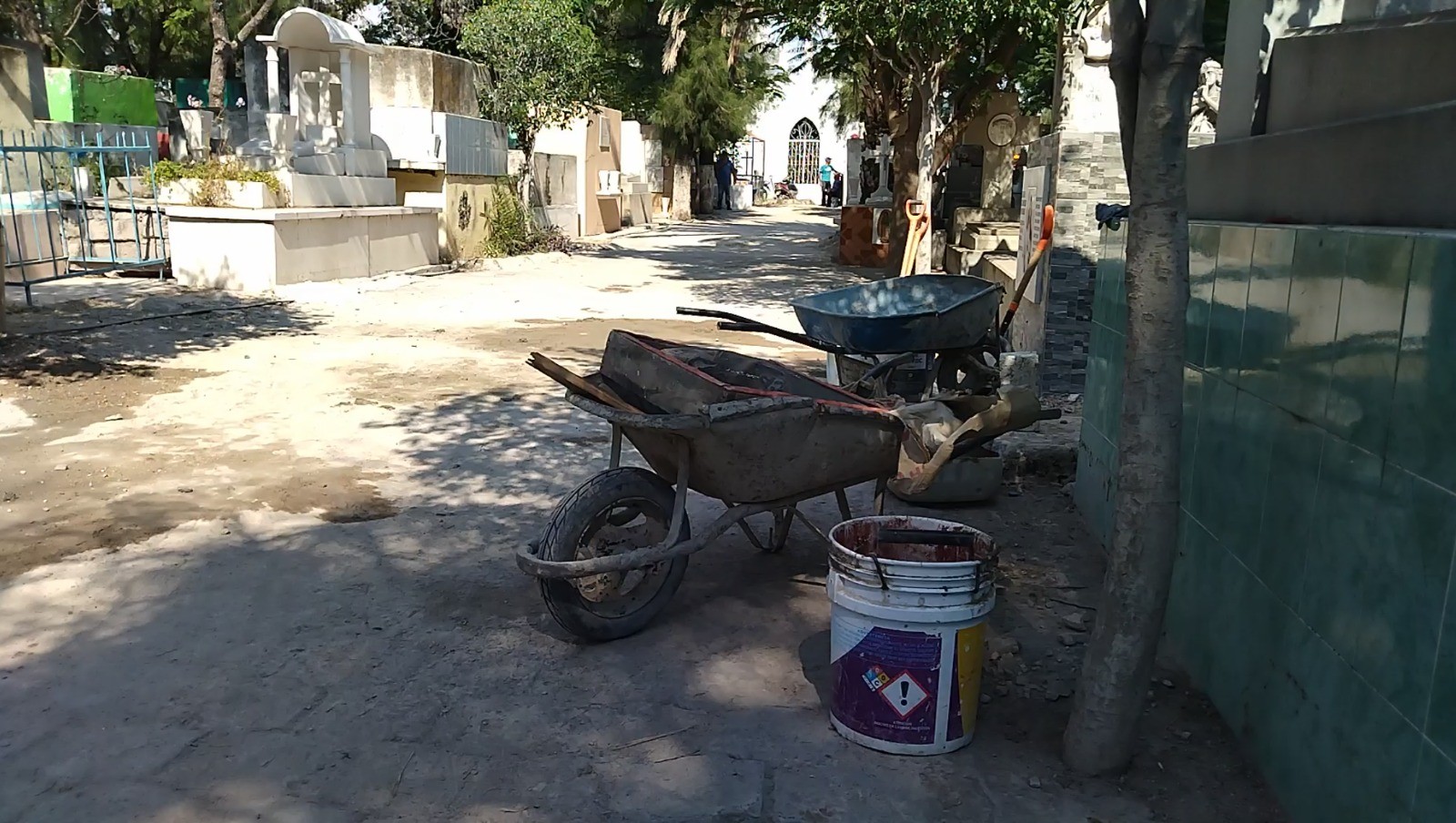 Panteones de Celaya abrirán hasta las 8 de la noche por el Día de Muertos