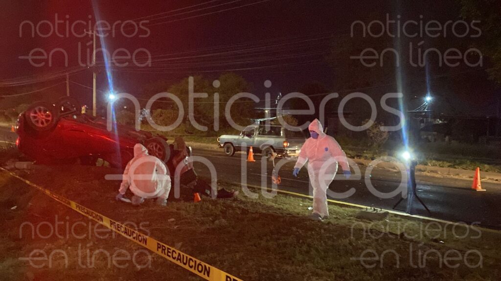 Volcadura en Industrial La Pompa deja un muerto