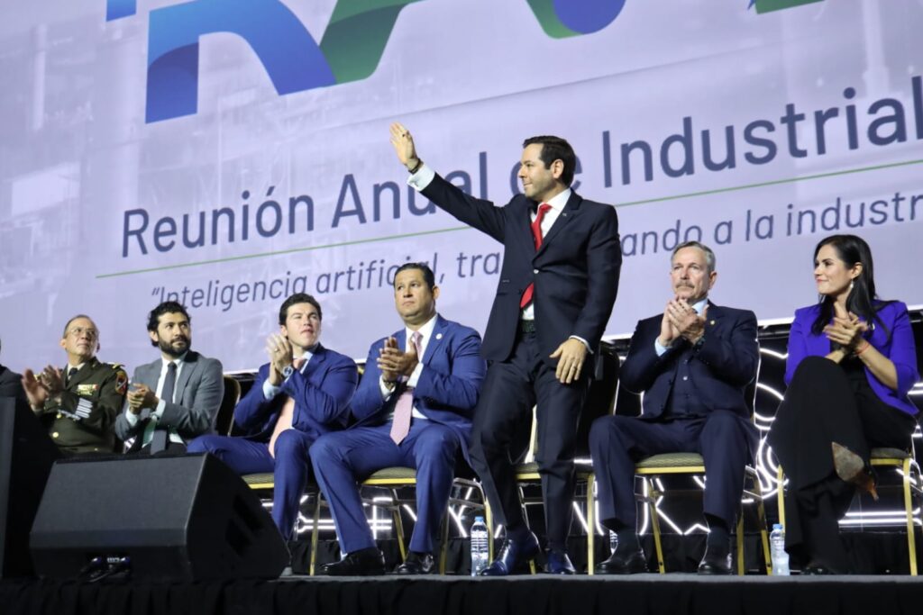Los industriales somos parte de la solución de los problemas de México: Concamin