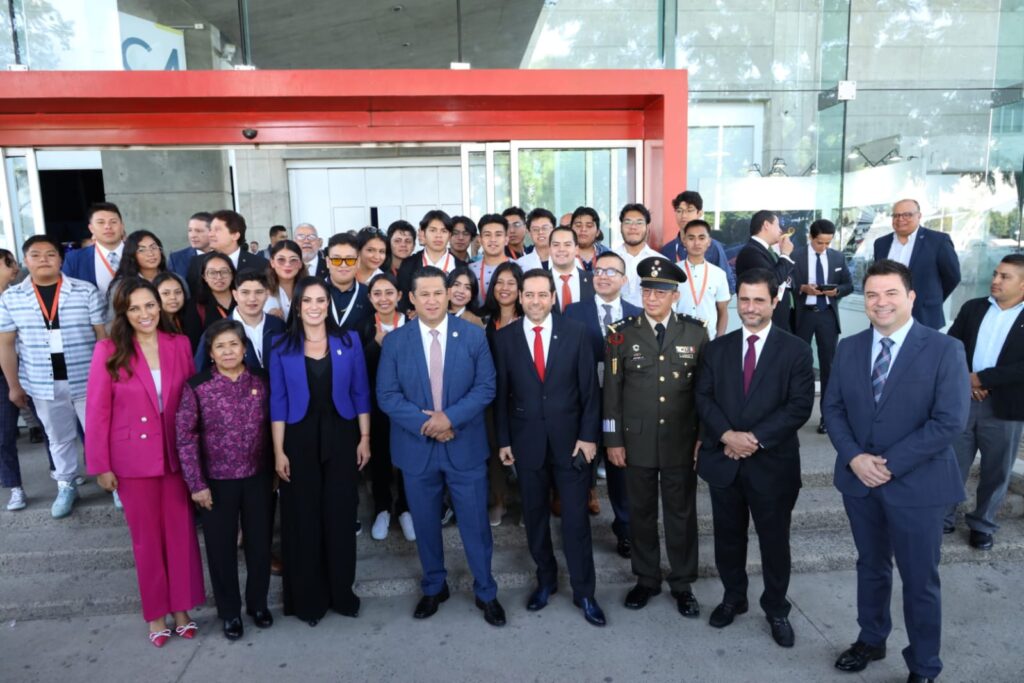 Los industriales somos parte de la solución de los problemas de México: Concamin