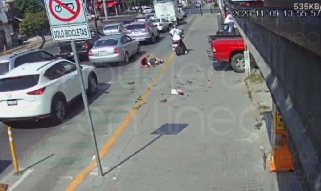 Motociclista atropella a una estudiante en San Felipe de Jesús (Video)