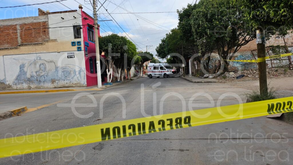 Hallan cuerpo de mujer encobijado en el Coecillo