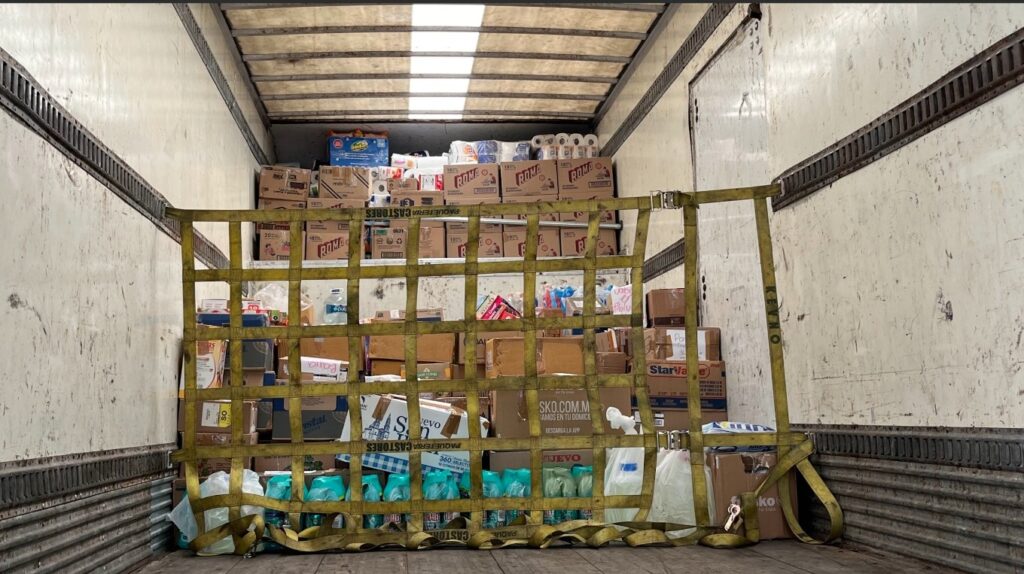 Canaco en Guanajuato envía camión de víveres a Guerrero