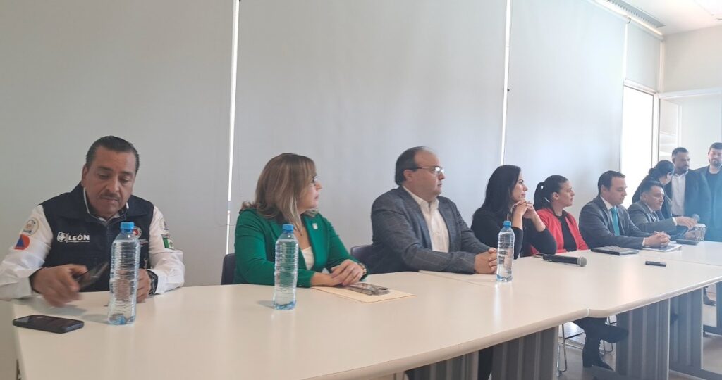 Alcaldesa revela detalles de la cancelación del concierto de 'Luismi' en León