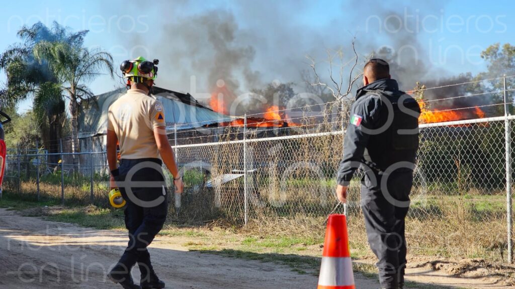 Se incendia bodega en la colonia Guadalupe Victoria