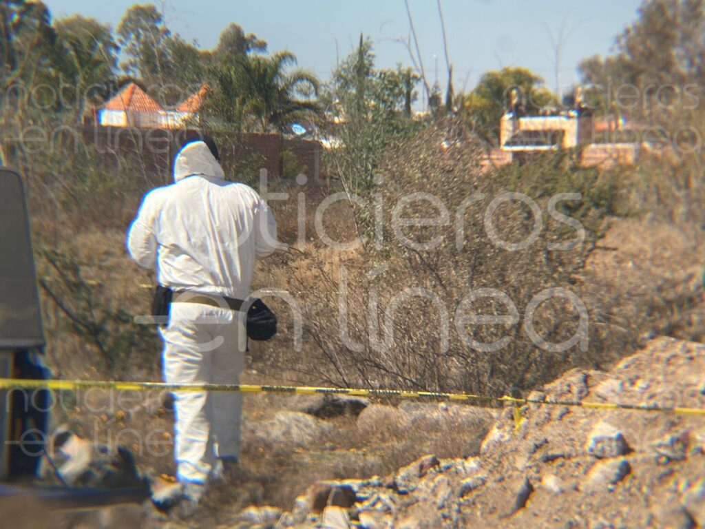 Localizan cadáver semidesnudo en Lagunillas