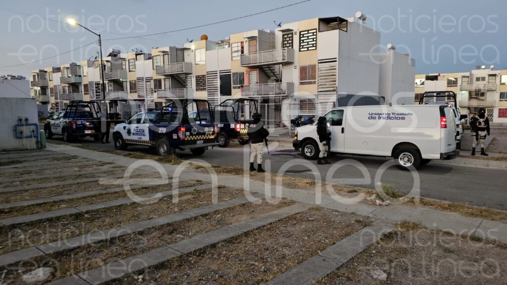 Abre la puerta de su departamento y lo asesinan en Brisas del Campestre