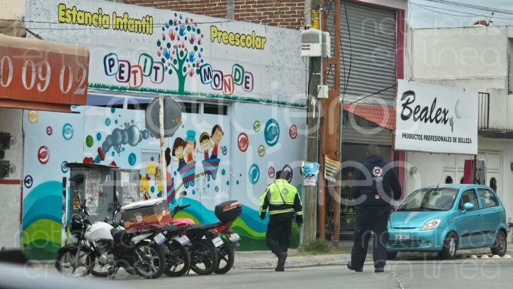 Accidente en estancia infantil de León: niño se queda colgado de un tobogán