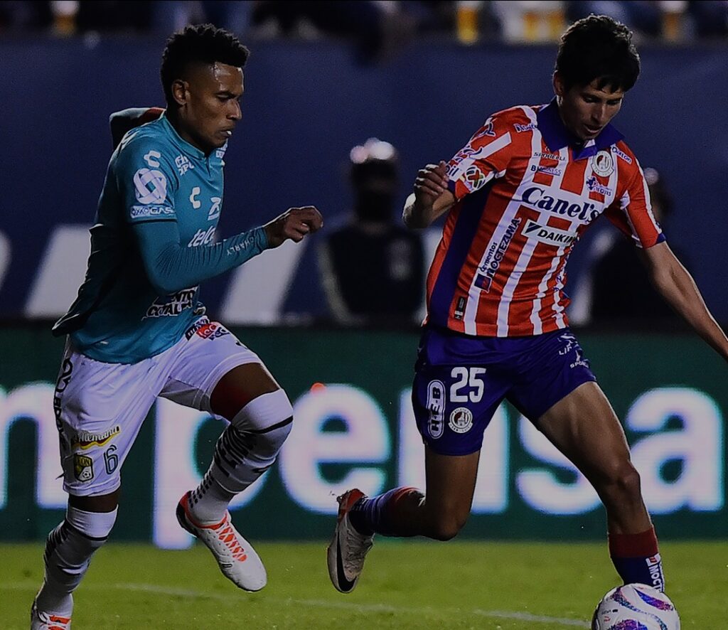León recibe al Atlético de San Luis en busca de corregir el rumbo