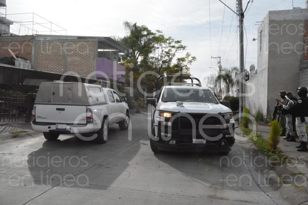 Encuentran a mujer muerta en la sala de su casa en León