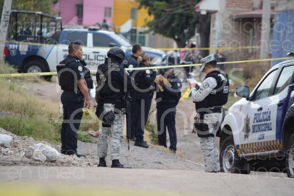 Localizan cadáver de una mujer en un río en la colonia Killian