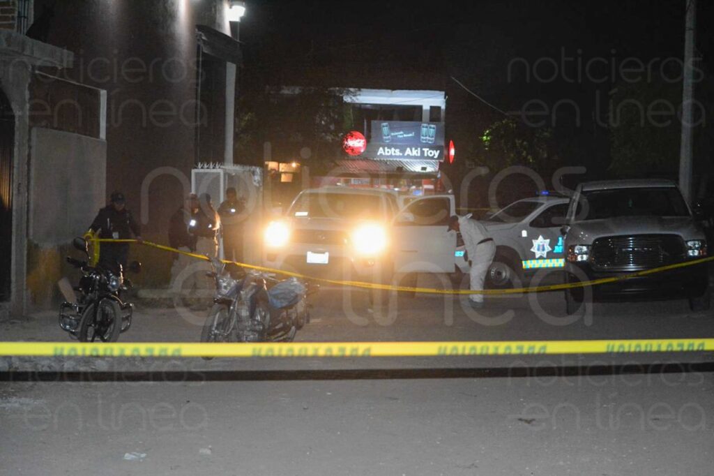Atacan una barbería en la colonia Villa Grande; hay un muerto y un herido