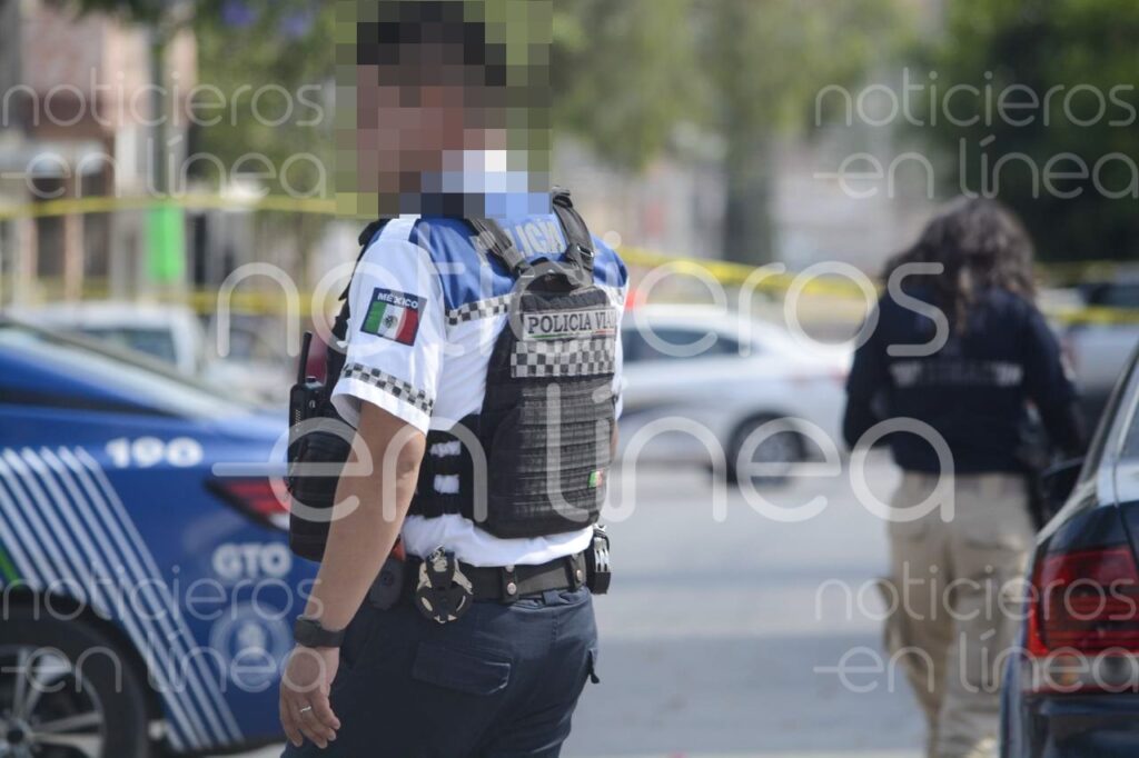 Motociclista atropella a mujer en Ciudad Satélite; iba a exceso de velocidad