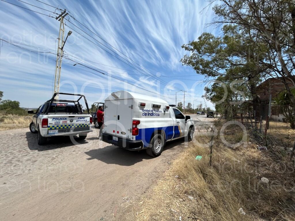 Matan a un hombre a bordo de su camioneta en Ladrilleras del Refugio 