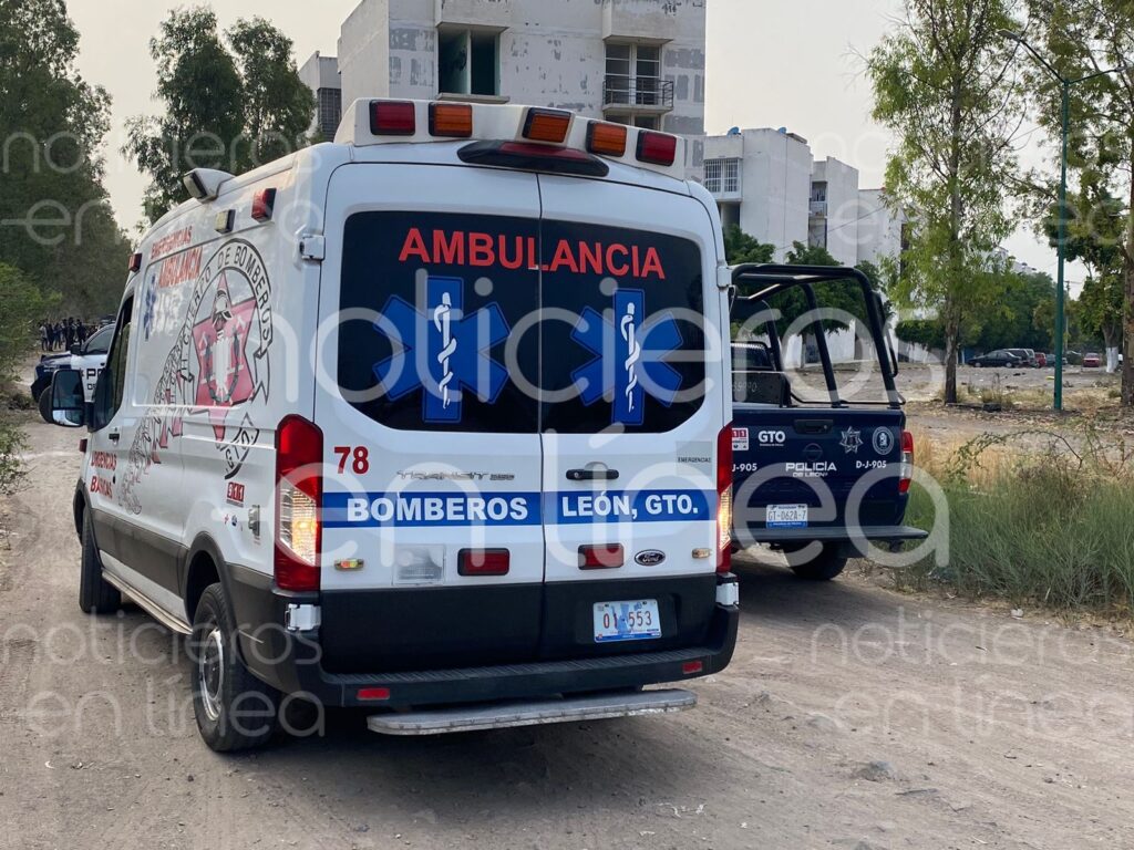 Hallan cuerpo maniatado en la colonia Cañada del Real