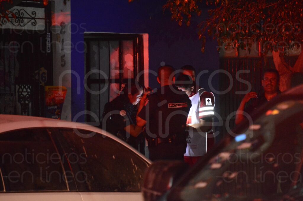 Disparan contra vivienda en la colonia Medina y hieren a hombre